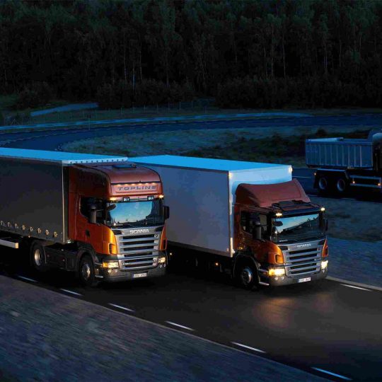http://whandlog.com/wp-content/uploads/2015/09/Three-orange-Scania-trucks-540x540.jpg